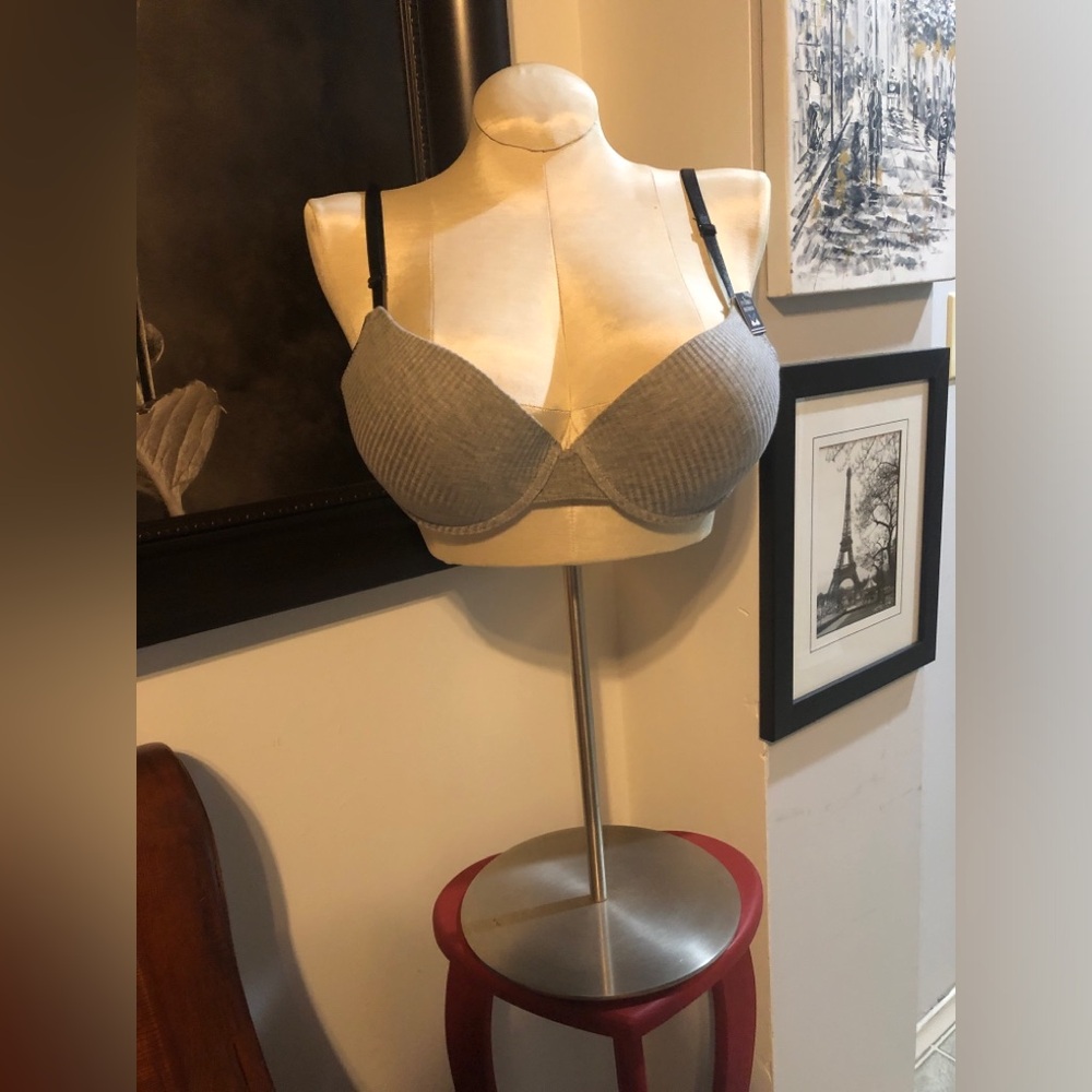 Gray Women's Underwire Bra
Nautica Adjustable Racerback